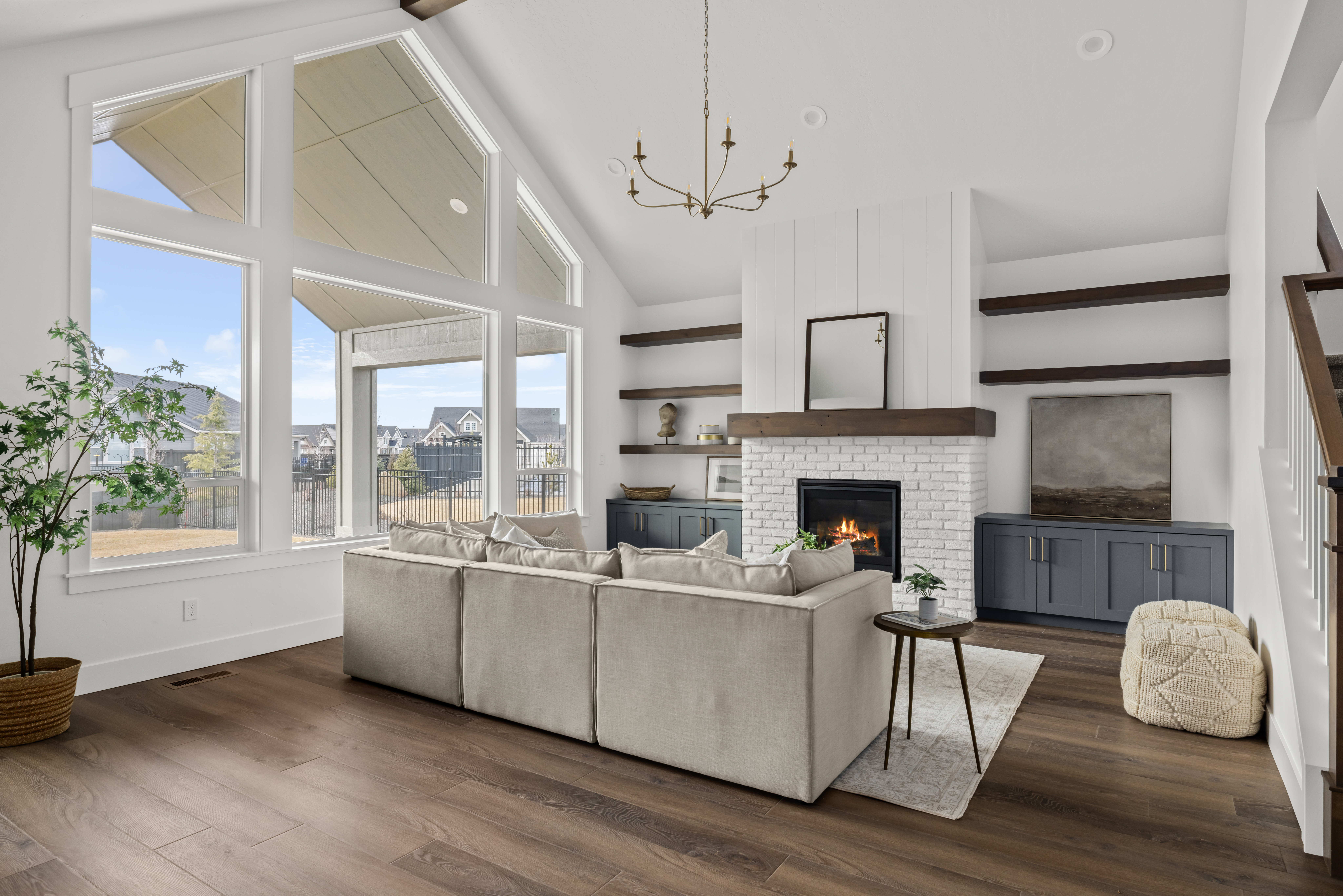 4275NMaddenWay-14