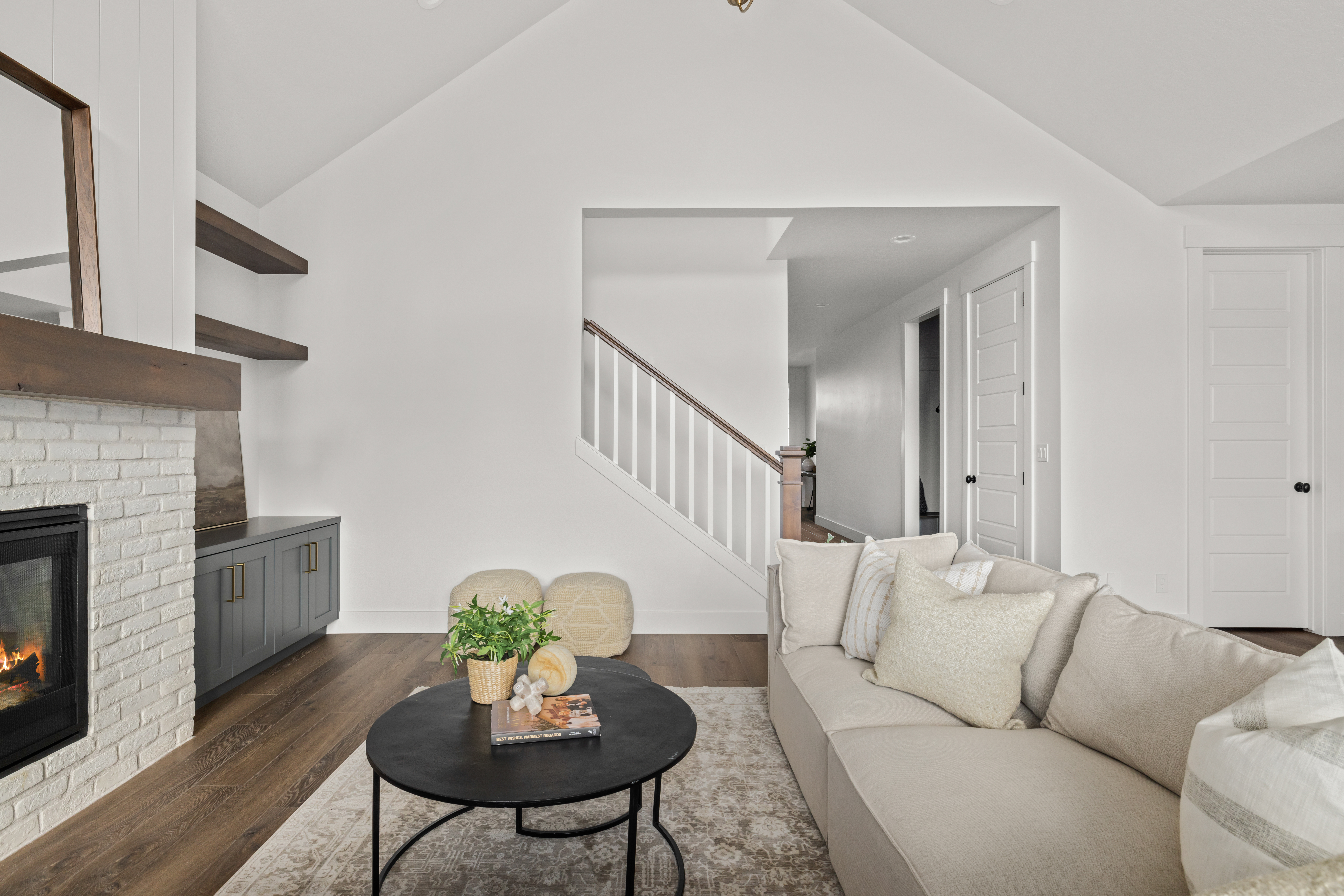 4275NMaddenWay-19