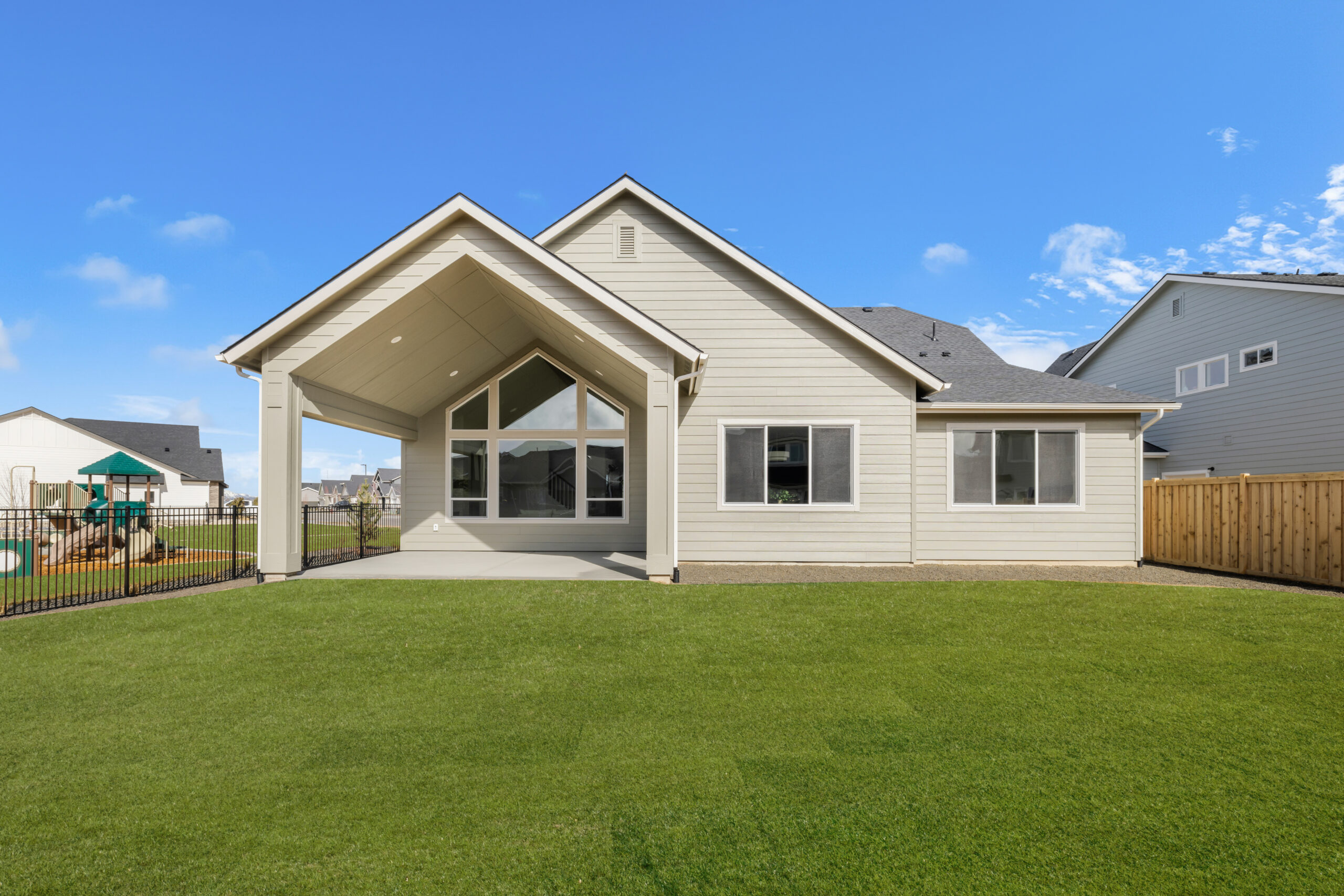 4275NMaddenWay-97