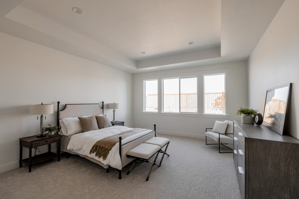 1072 E Crescendo St_004
