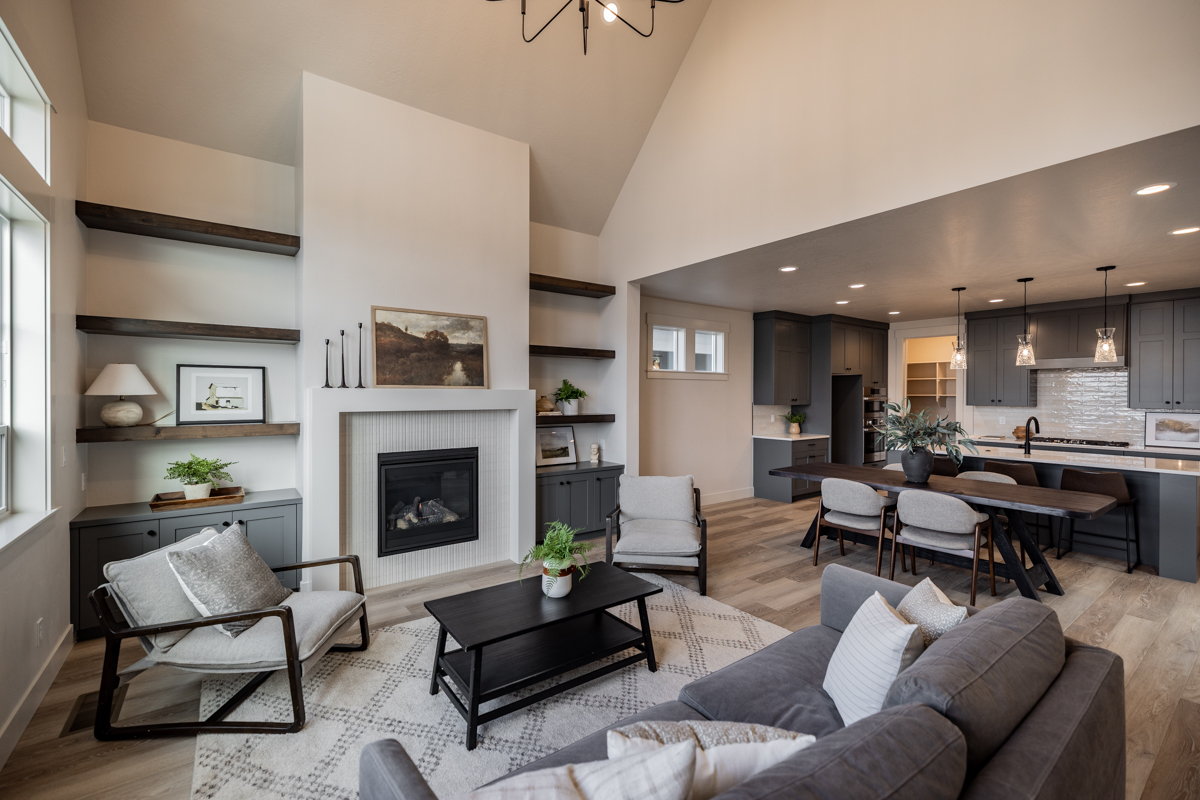 6128 S Apex Ave_005