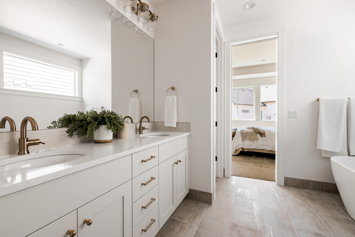 4247 W Thornapple Dr_006