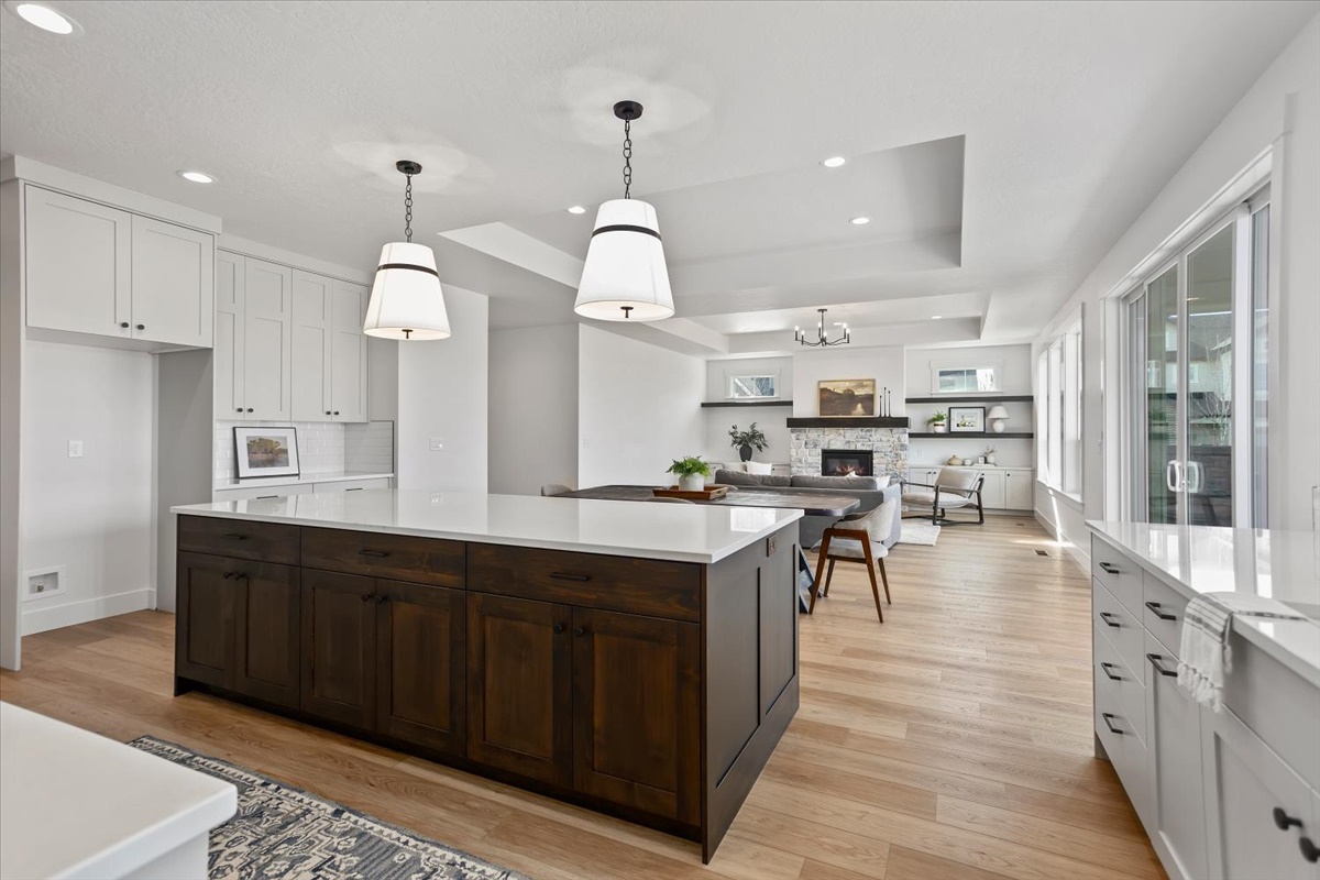 6807 S Messner Way_023