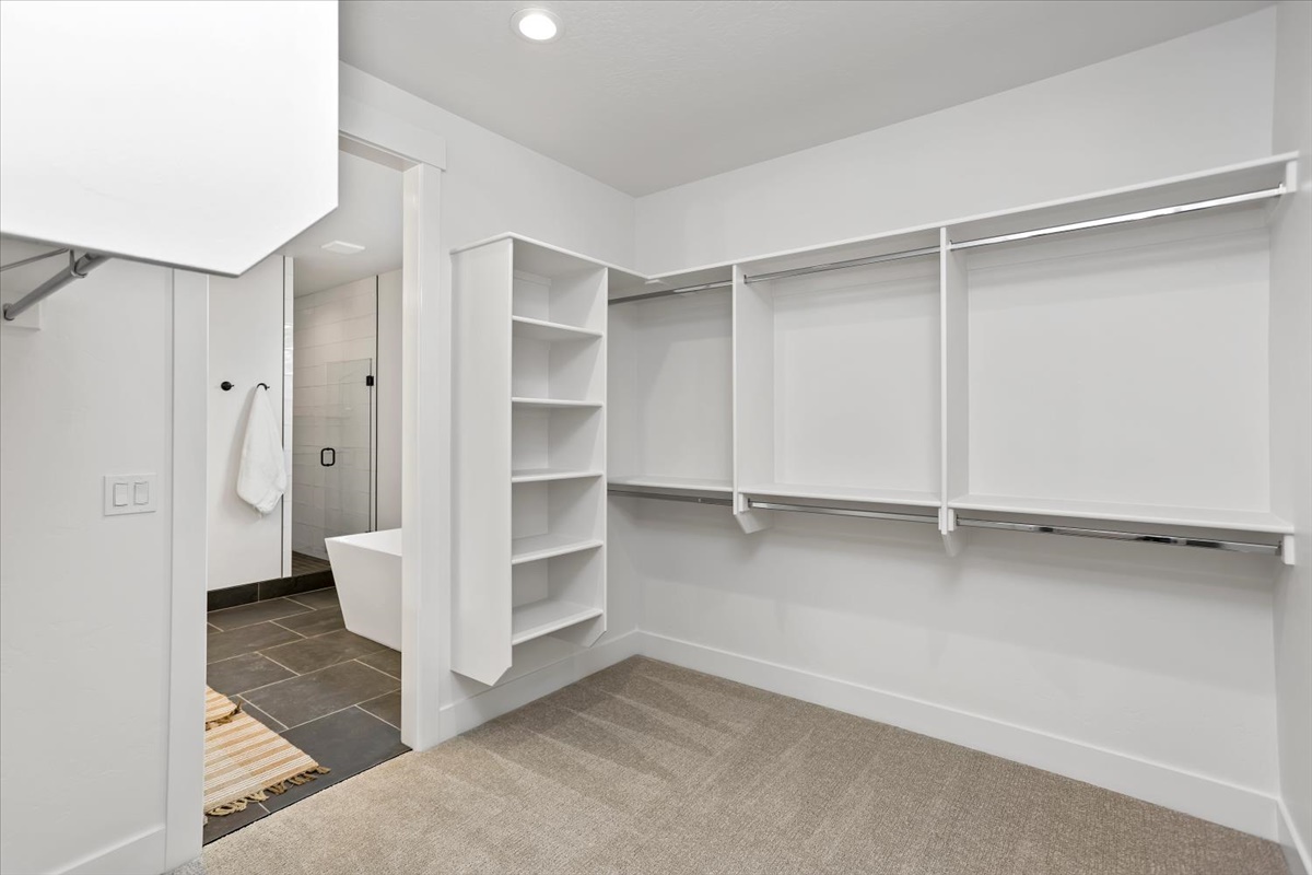 6807 S Messner Way_038