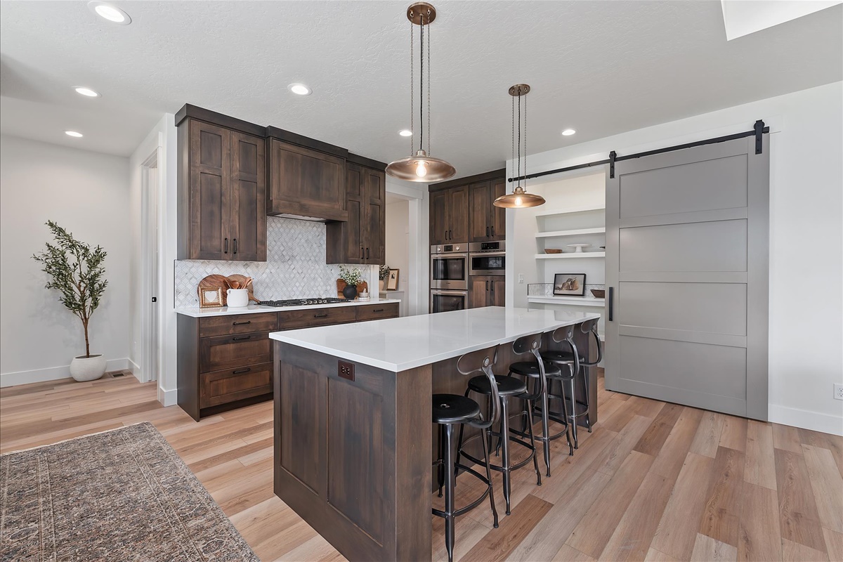 6789 S Messner Way_23