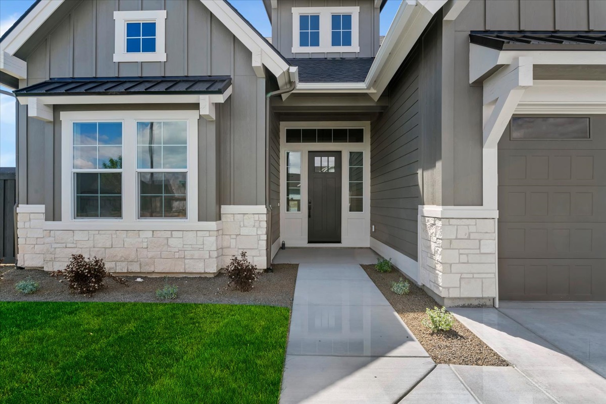 2653 Cavern Dr_008