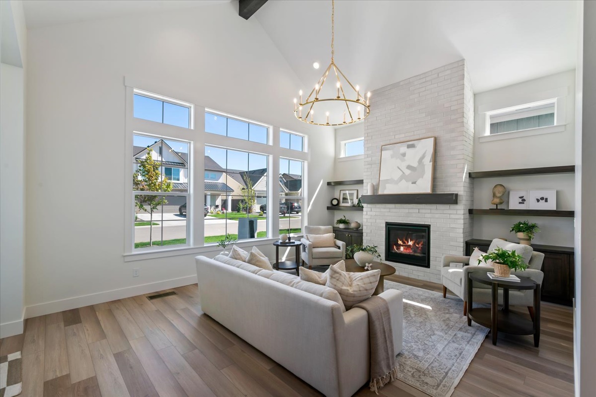 07-1005 Escalation St_006