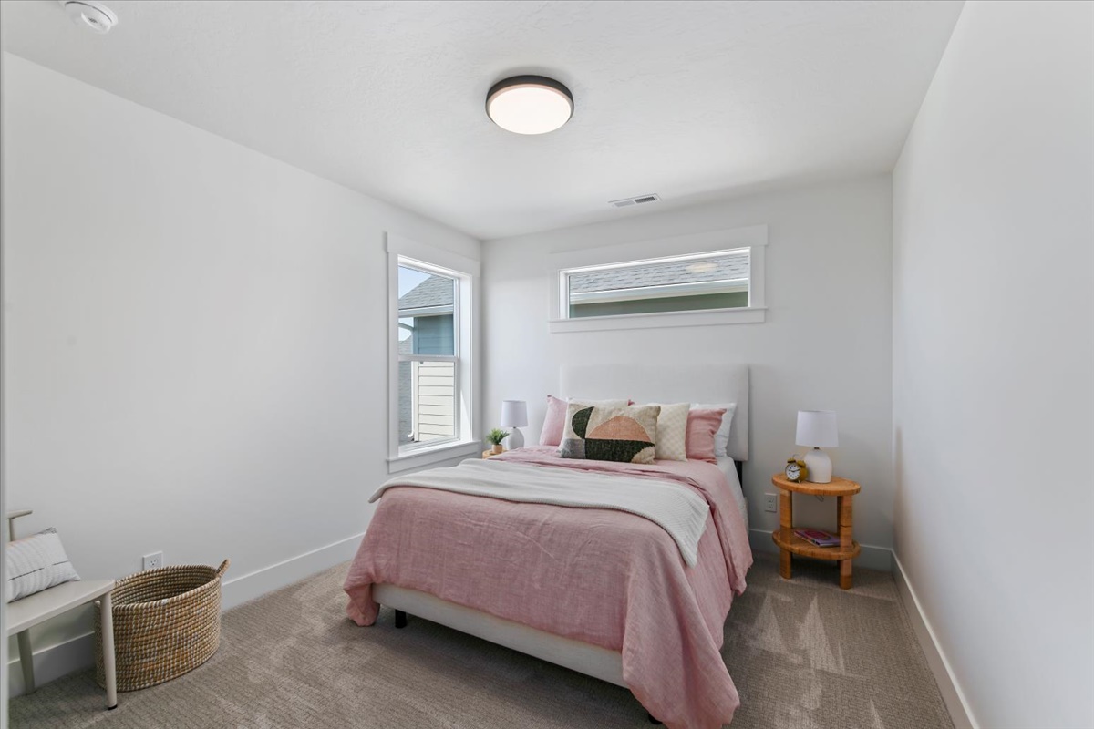 47-1005 Escalation St_033