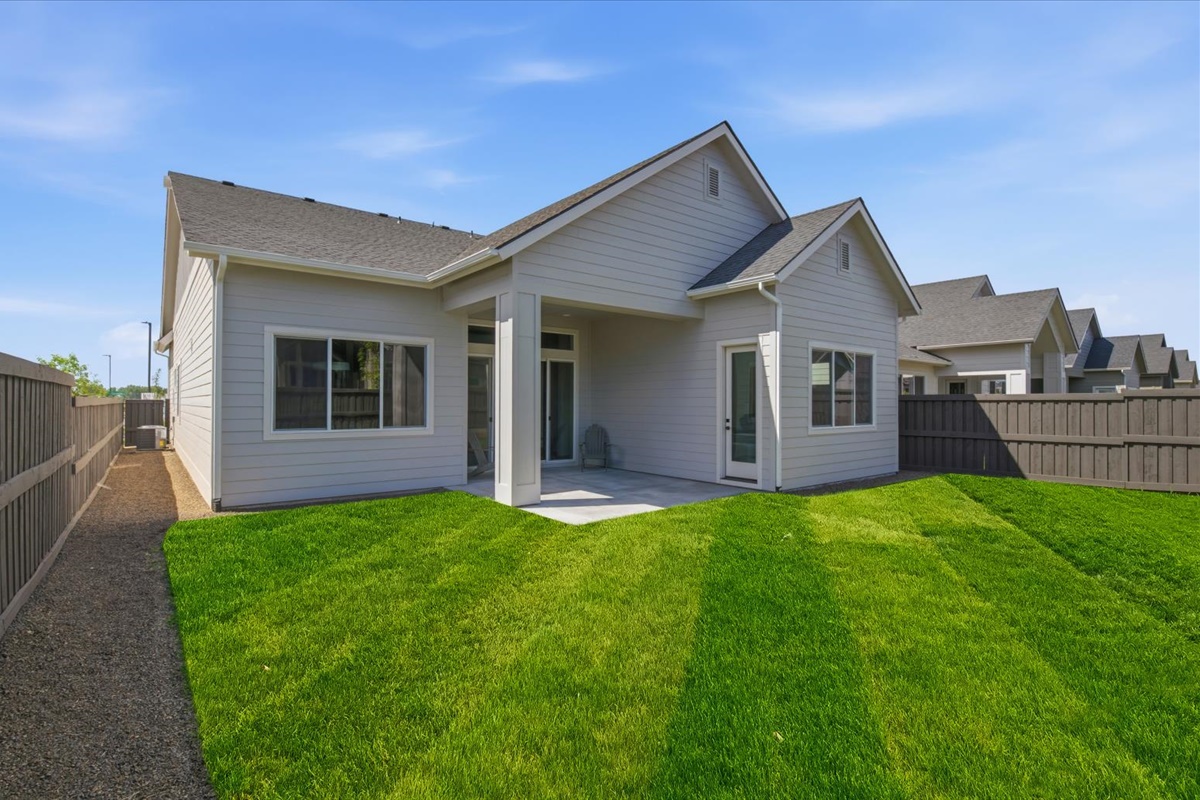 1098 E Escalation St_47