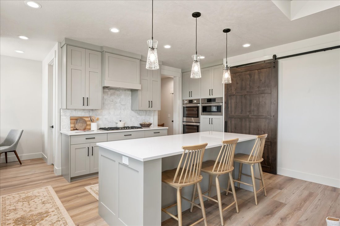818 E Crescendo St_14