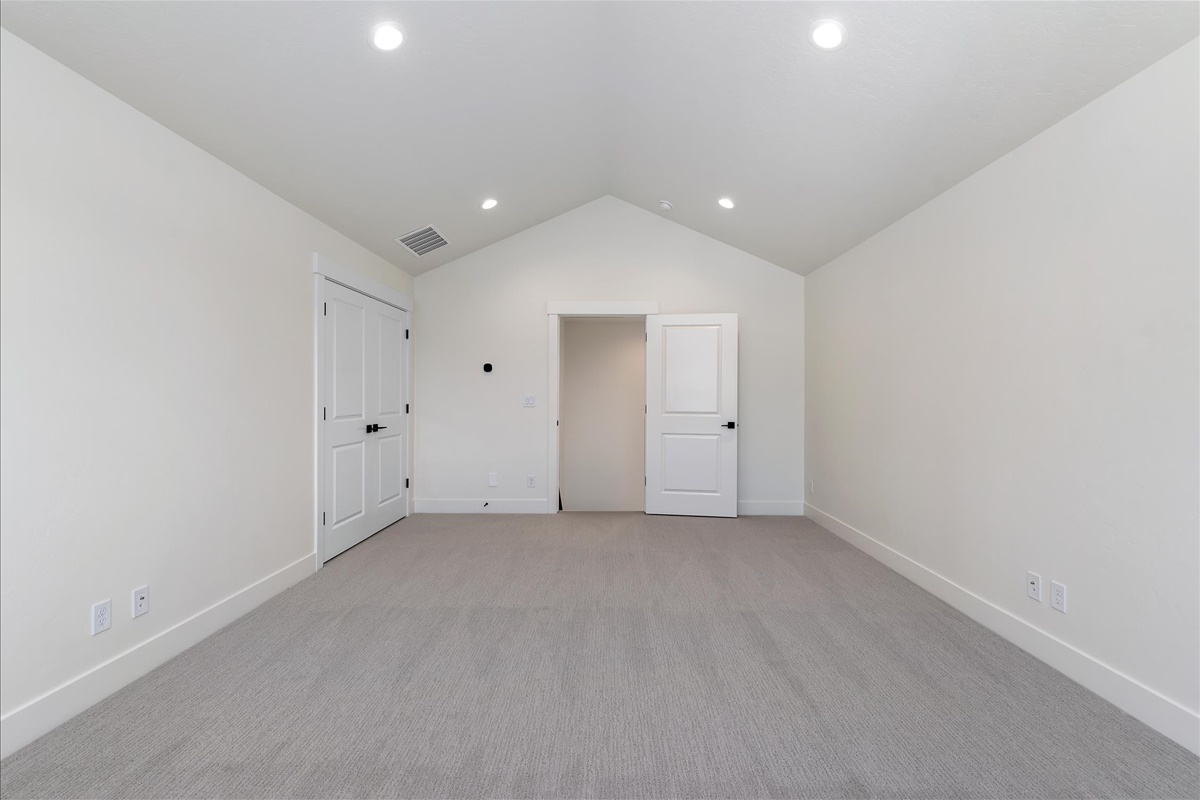 6821 S Krakauer Pl_32