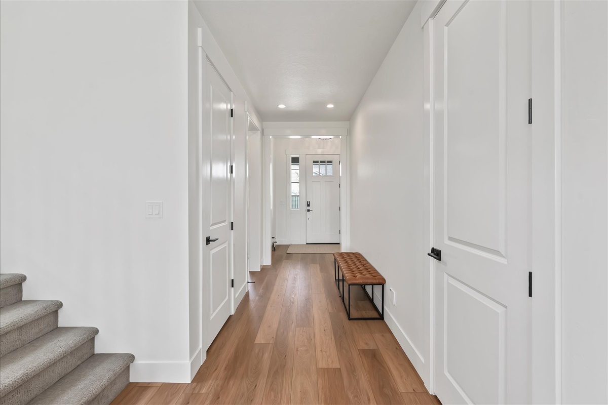7008 S Cadence Ave_06