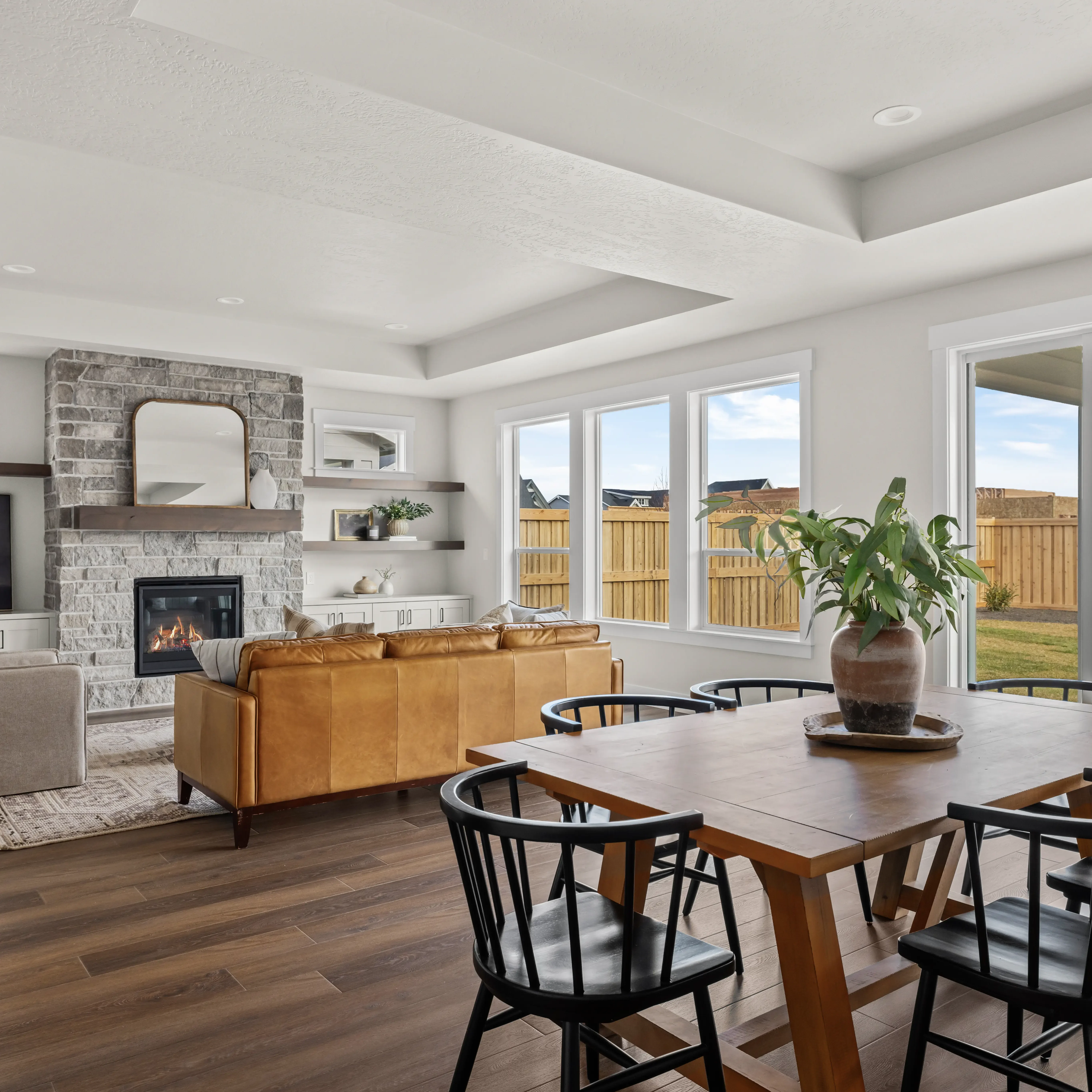 4302NMaddenWay-24
